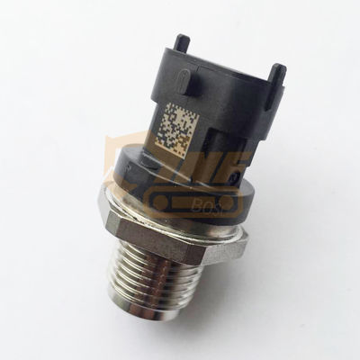 SK130-8 SK140-8 D04FR เครื่องตรวจความดันรถไฟสําหรับเครื่องขุด Kobelco VA32G6109100 VA32G6109101 32G61-09100 32G61-09101